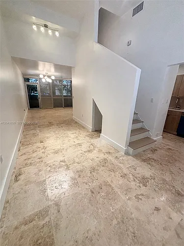 2666 Tigertail Ave #114 Photo 1 2666 Tigertail Ave #114 Photo 1