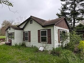 3rd image of 2724 N Us Highway 31