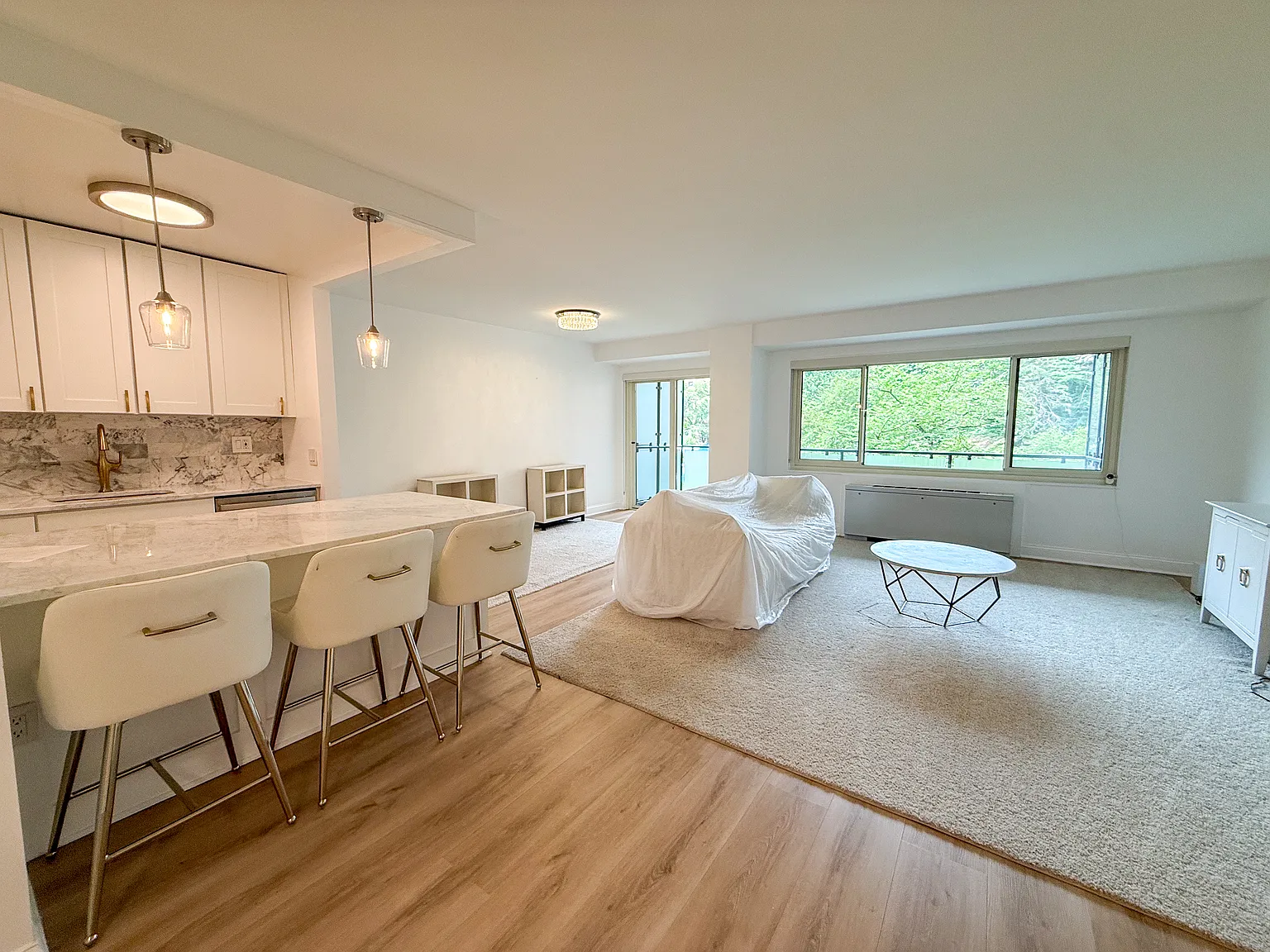 1 bed, 888 sqft, $2,900 — Photo 4