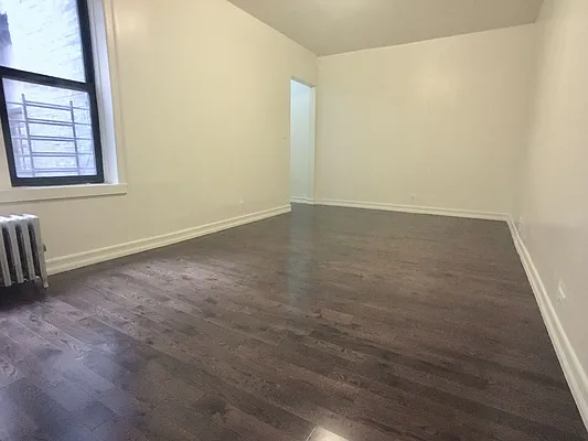 Rented by Sovereign Associates | media 35