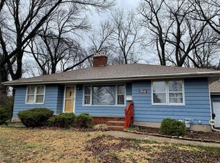 30 N Crown Dr, Collinsville, IL 62234