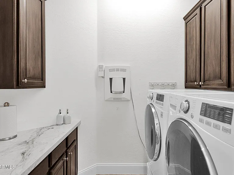 11348 E Greenway Rd — Photo 34