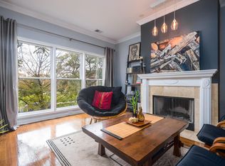 1328 W Grenshaw St #B, Chicago, IL 60607