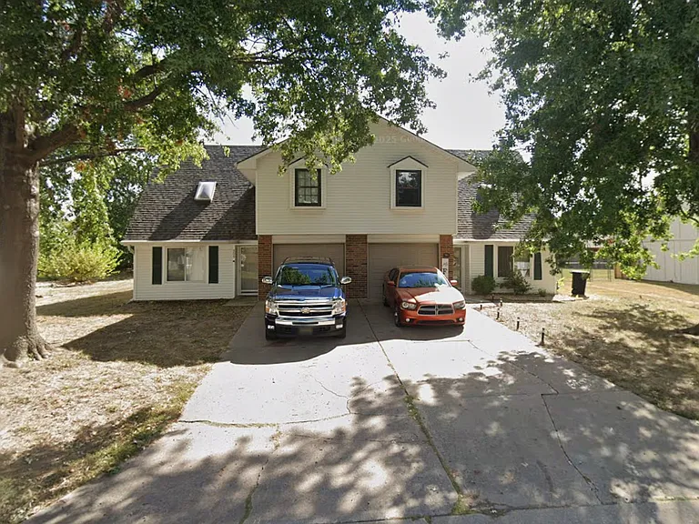 906 NW 36th Street Ter #906 — Photo 1