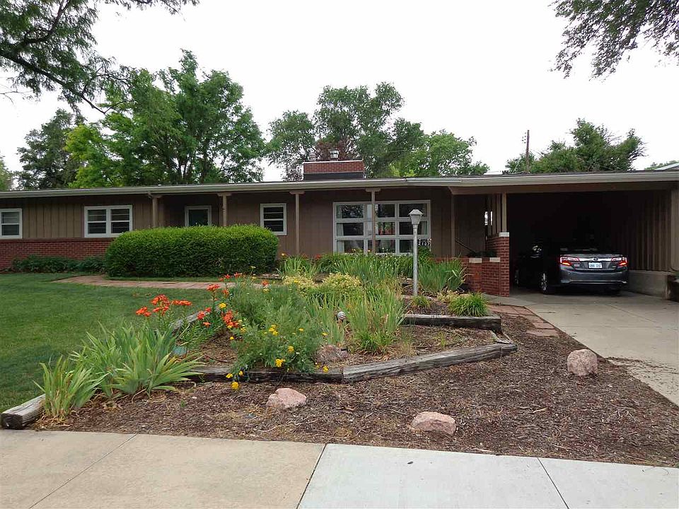 1st image of 2107 Lincoln Dr