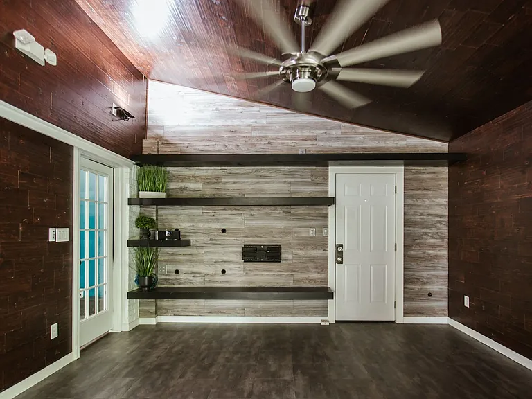 137 Bristol Woods Dr — Photo 15