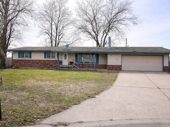 115 Windward Ct, Newton, KS 67114