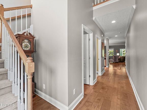 2nd image of 8619 Ashbourne Way