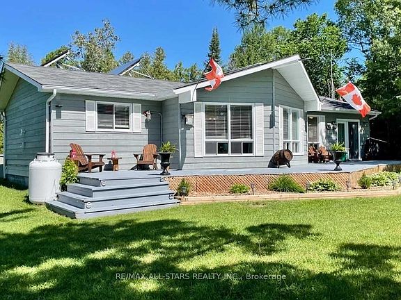 3rd image of 42 Cedar Bay Rd