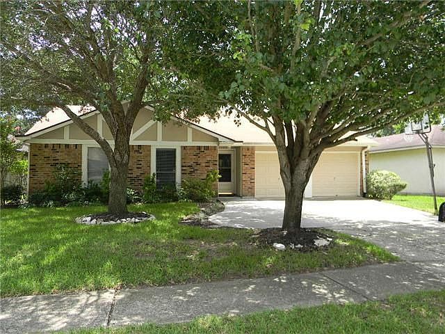 1st image of 2795 Pinewood Dr