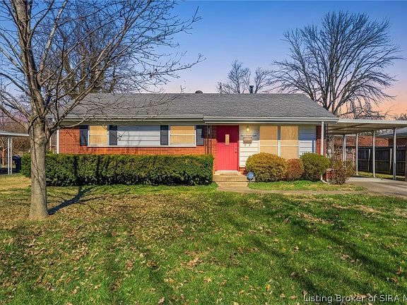 2nd image of 828 Marigold Drive