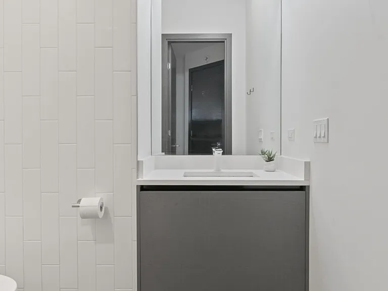 2441 W Haddon Ave #2 — Photo 13