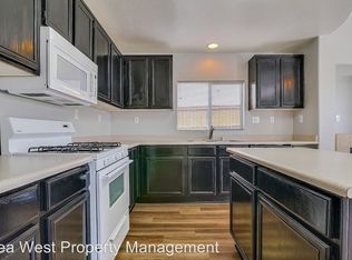 37190 Moonbeam Ct, Murrieta, CA 92563