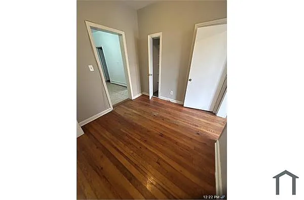Building Photo - 177 Orchard St #2