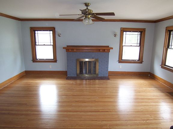 2nd image of 3120 Dearborn Blvd