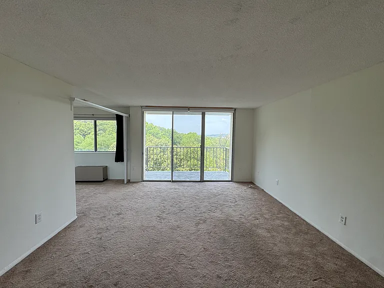 2059 Huntington Ave #1008 — Photo 5
