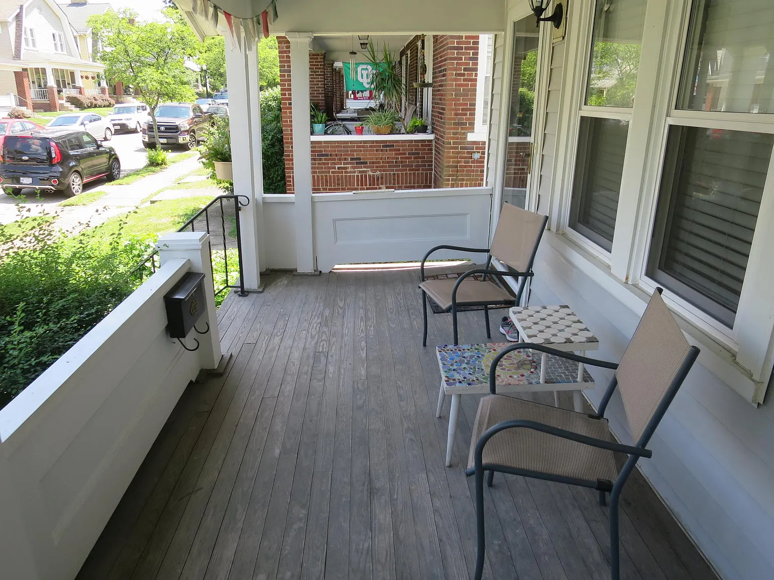3 bed, 1.5 bath, 1176 sqft, $1,695 — Photo 2