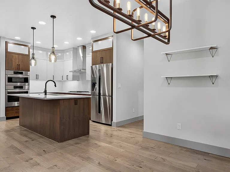 6063 W Baron St — Photo 16