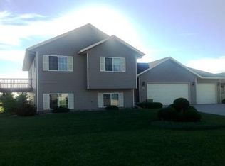 404 3rd Ave SW, Mapleton, MN 56065