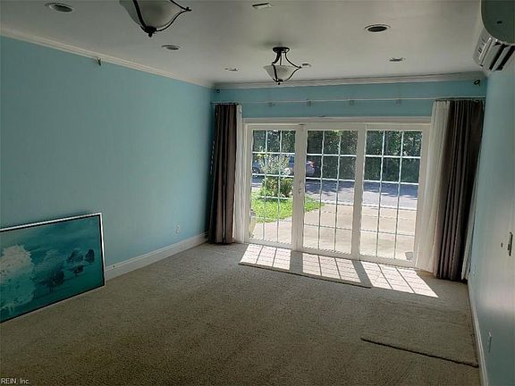 4th image of 5124 Winery Dr