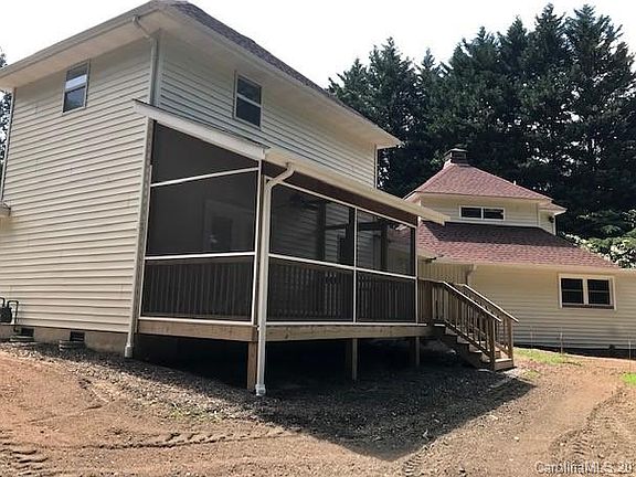 5th image of 720 Maybank Dr