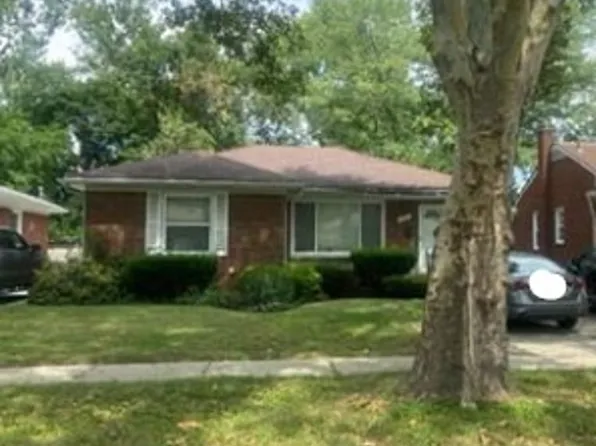 13320 Rosemary Blvd, Oak Park, MI 48237