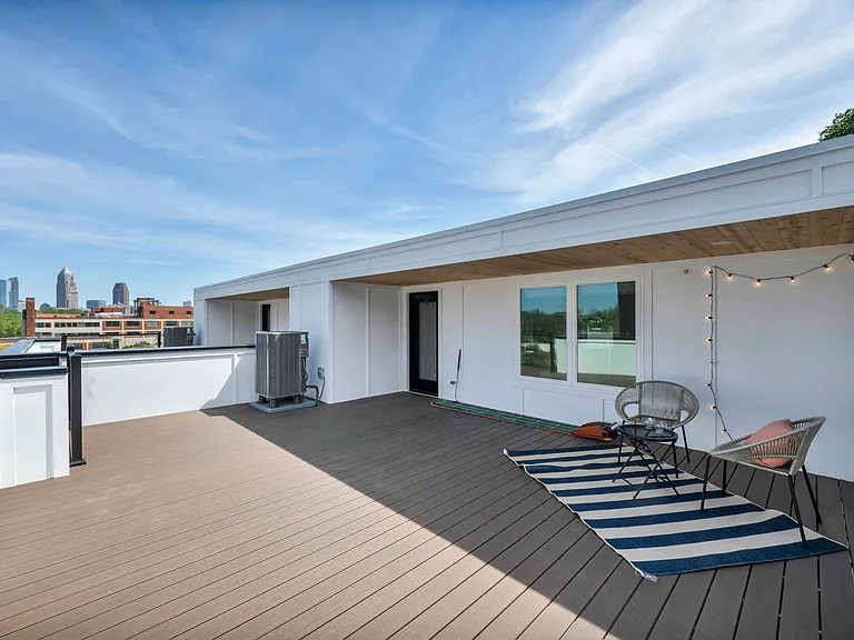 1831 Brevier Ave #4 — Photo 2