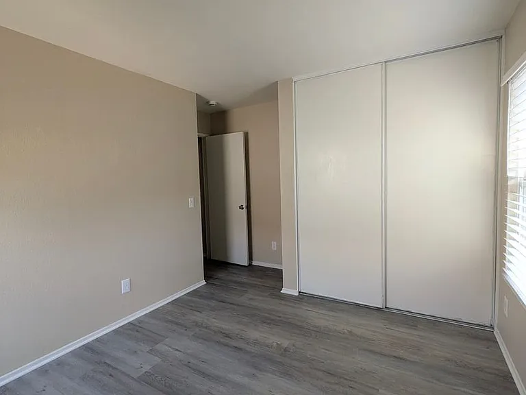 28623 Avalon Ave — Photo 16