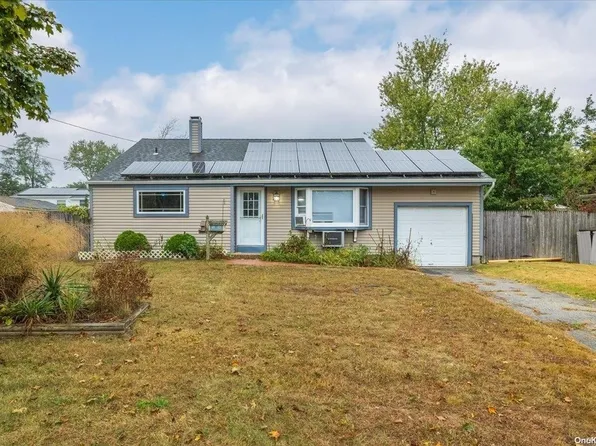 3106 Kane Avenue, Medford, NY 11763