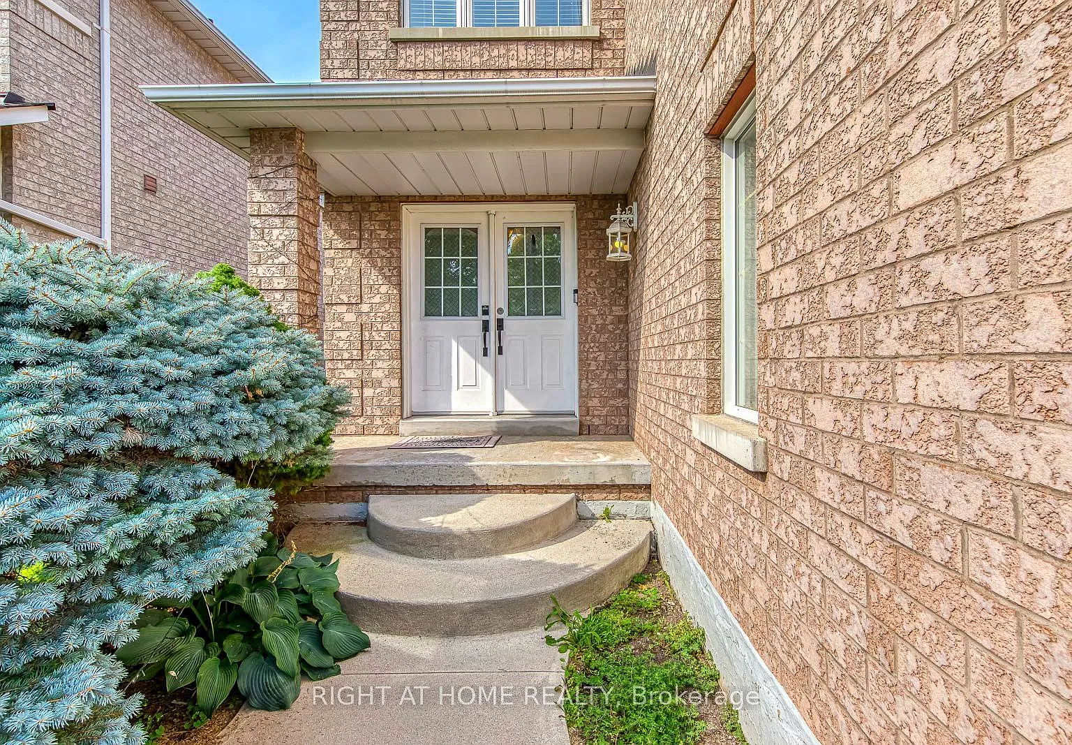4 bed, $5,000 — Photo 2