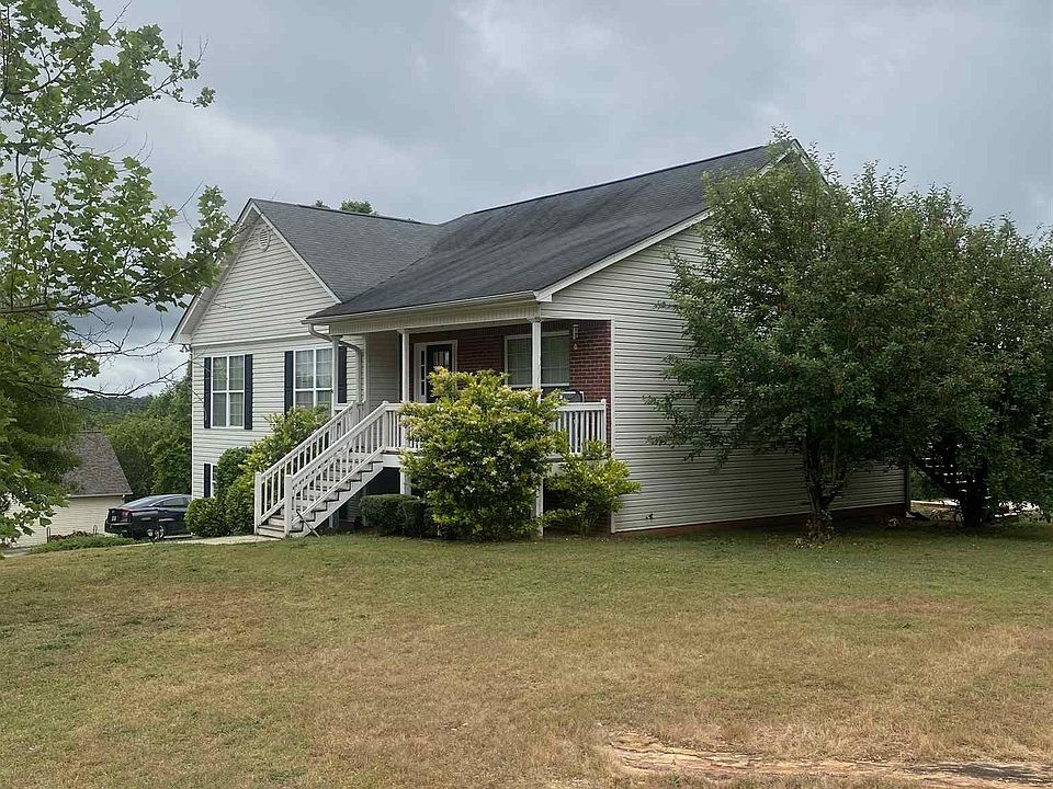 1st image of 360 Cedar Hollow Dr