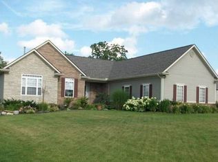 9209 Hidden Oaks Dr, Grand Blanc, MI 48439