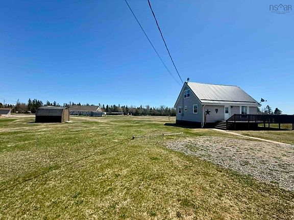 3rd image of 275 Five Houses Rd