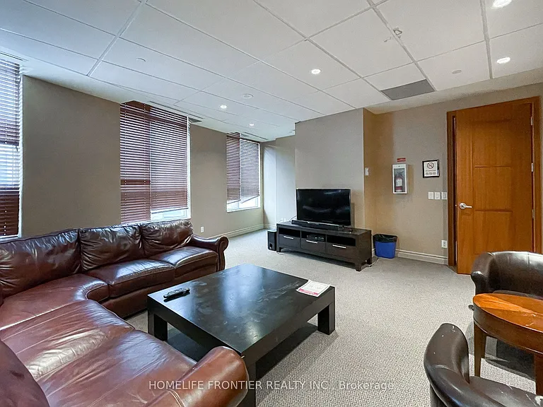 18 Holmes Ave #1712 — Photo 21