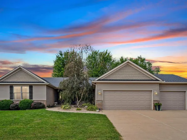5924 Joshua St, Bettendorf, IA 52722