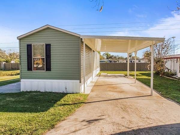 1st image of 39712 Calamanda Ave