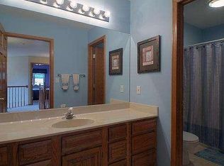 527 Johnson St, Onalaska, WI 54650