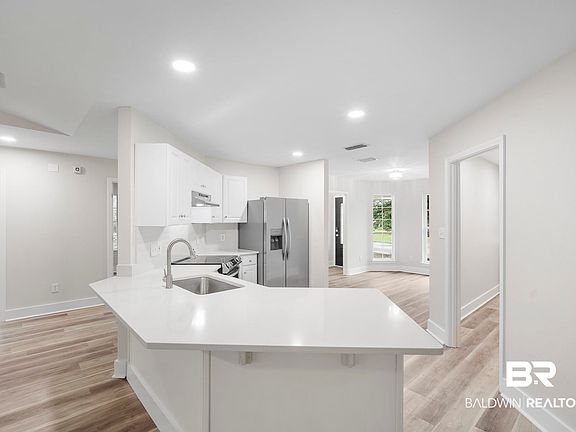 5th image of 11648 Balsam Ct