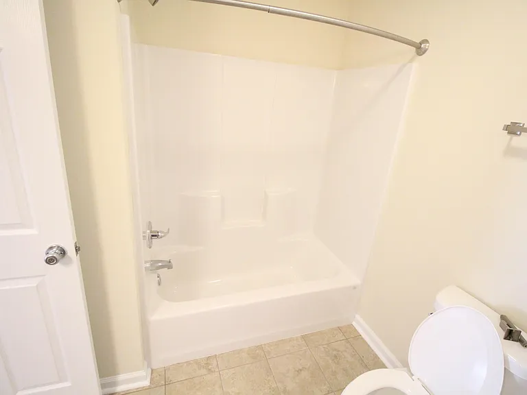 6301 W Kilgore Ave #6 — Photo 8