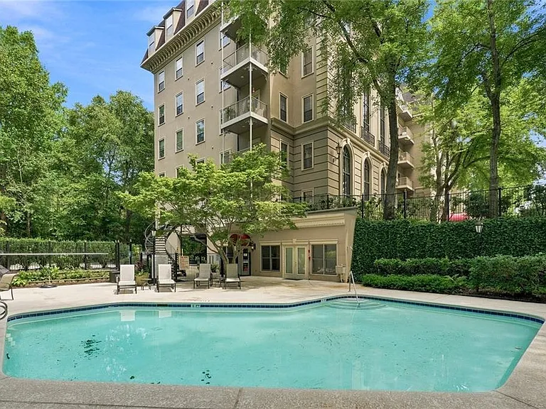 2865 Lenox Rd NE #210 — Photo 27