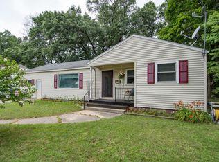 118 S State St, Paw Paw, MI 49079