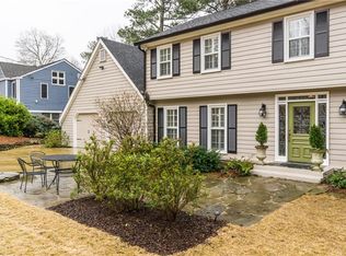 1040 Mountain Creek Trl, Sandy Springs, GA 30328