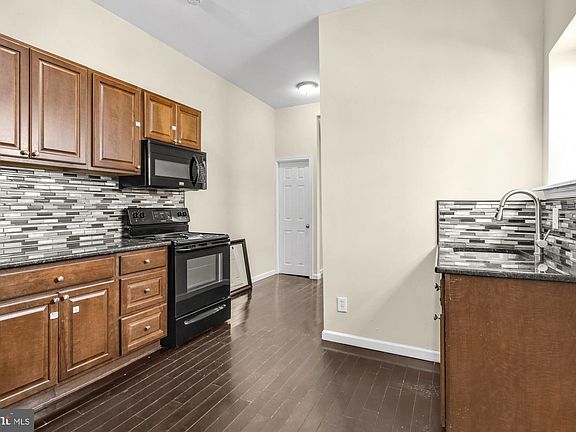 2nd image of 1536 S 19th St #1