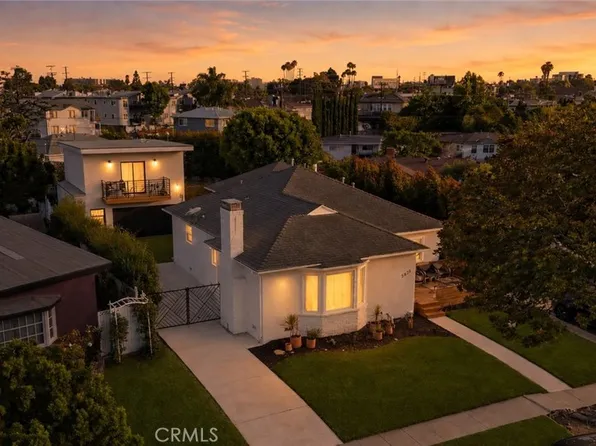5824 Compass Dr, Los Angeles, CA 90045