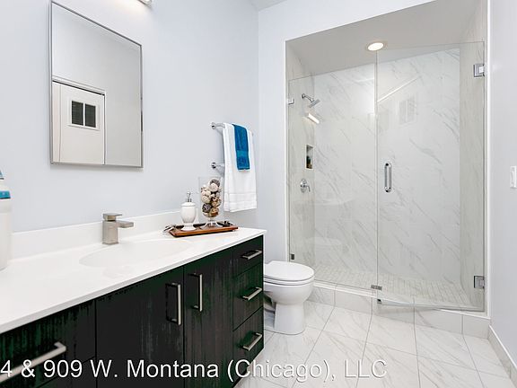 4th image of 904 W Montana St Unit 303