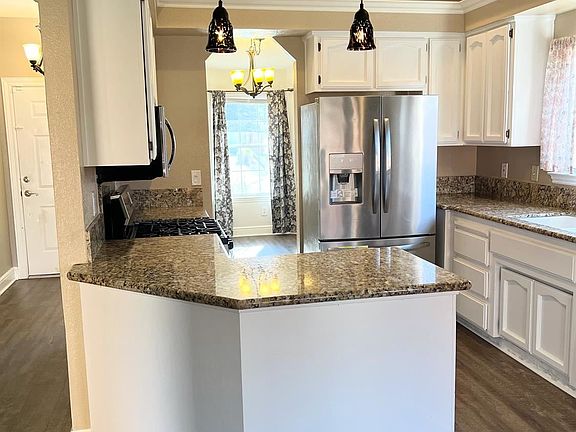 5th image of 5978 Silver Shadow Cir