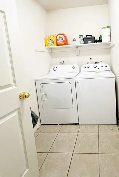 2104 SE Polar Star Way — Photo 15