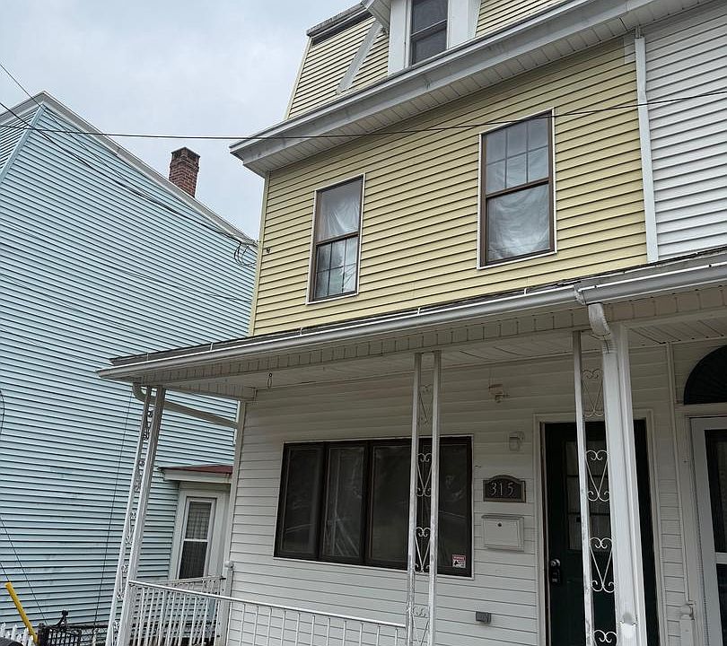 1st image of 315 Valley St