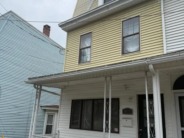 315 Valley St, Port Carbon, PA 17965