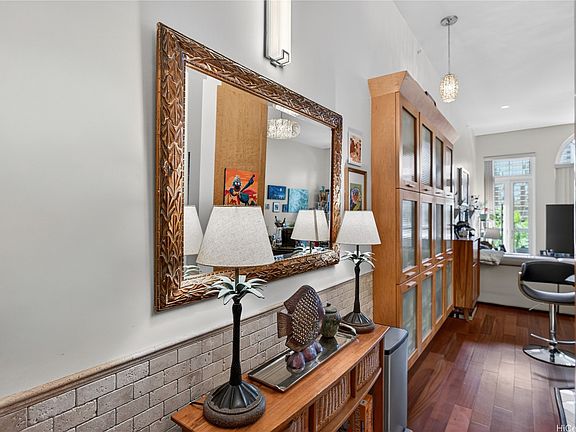 2nd image of 427 Launiu St APT 501